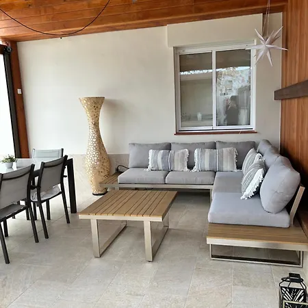 Acogedora Casa Con Piscina Y 3 Vilanova i la Geltrú
