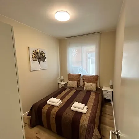 펜션 Acogedora Casa Con Piscina Y 3 Vilanova i la Geltrú