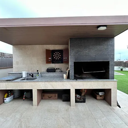 Acogedora Casa Con Piscina Cerca De La Playa *